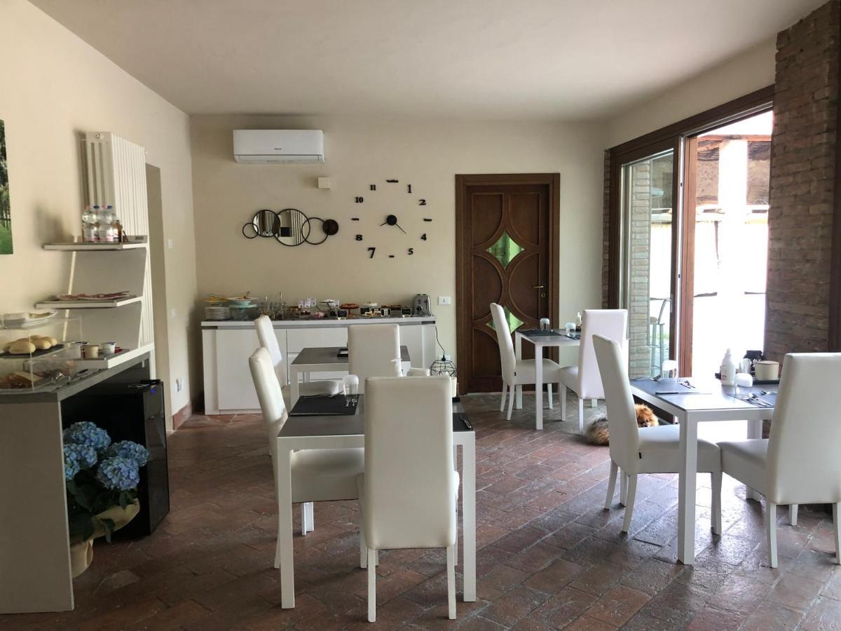 كورتي فرانكا La Terrazza Sulle Vigne B&B المظهر الخارجي الصورة