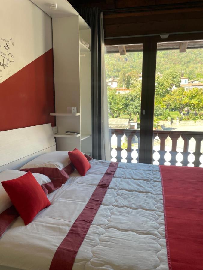 كورتي فرانكا La Terrazza Sulle Vigne B&B المظهر الخارجي الصورة